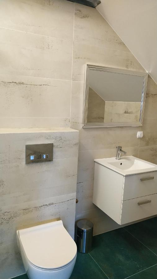 סלאופסק Apartament Witkacego Czerwony מראה חיצוני תמונה